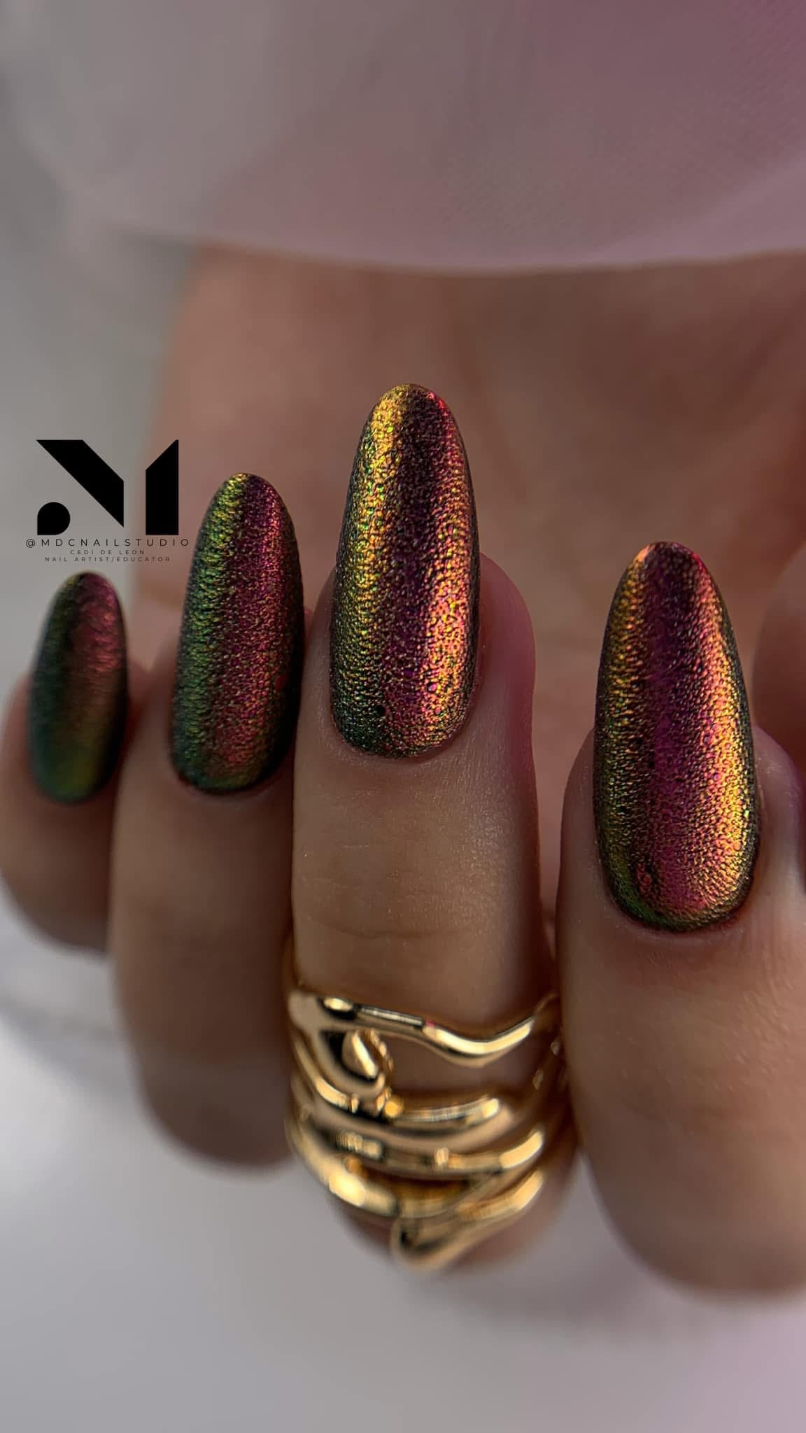 Pearl Effect Nail Powder - Chameleon #199-B (Translucent)